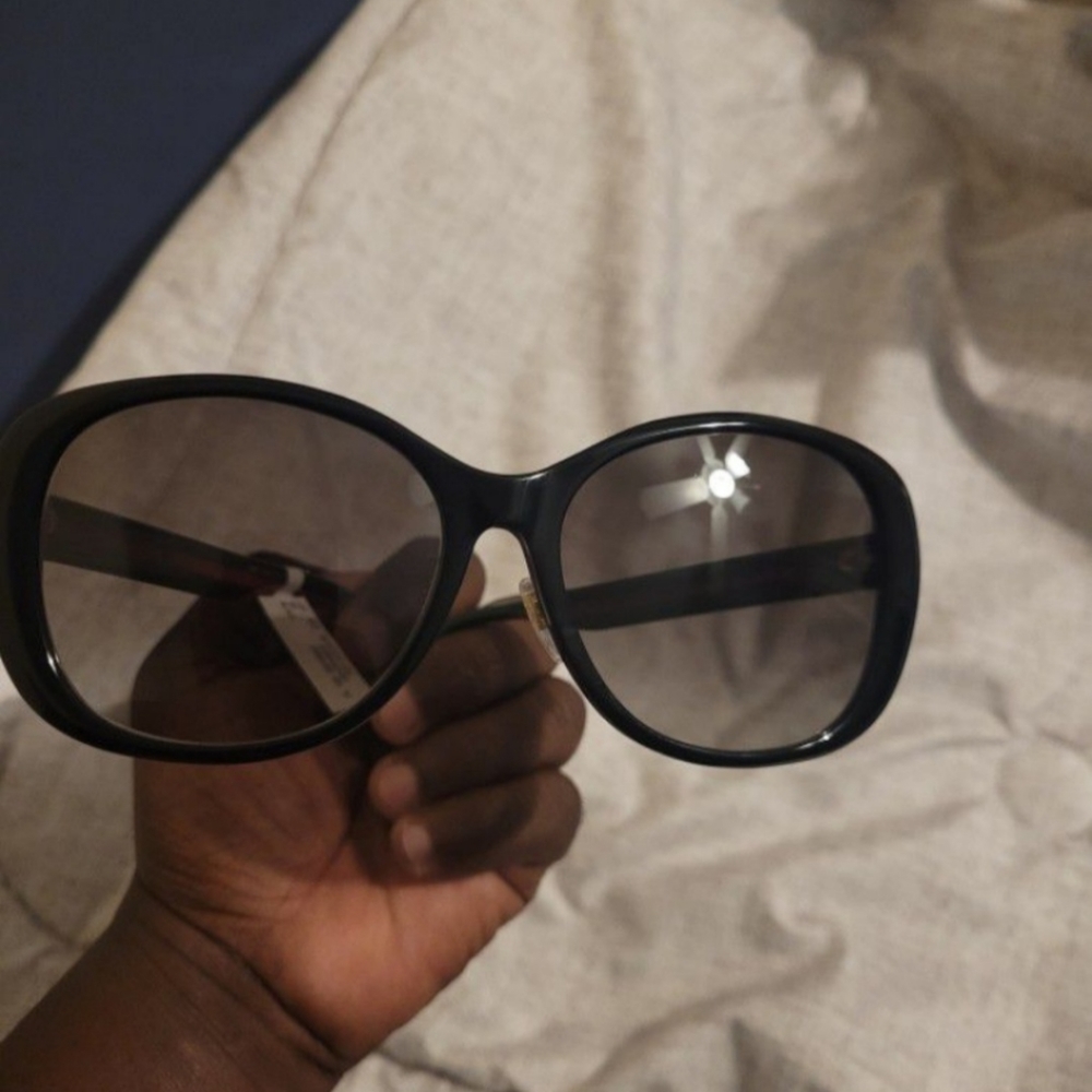 Gucci shades women
